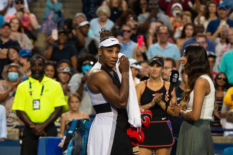 Serena Williams, polemiche a Cincinnati: la decisione sul match contro Raducanu