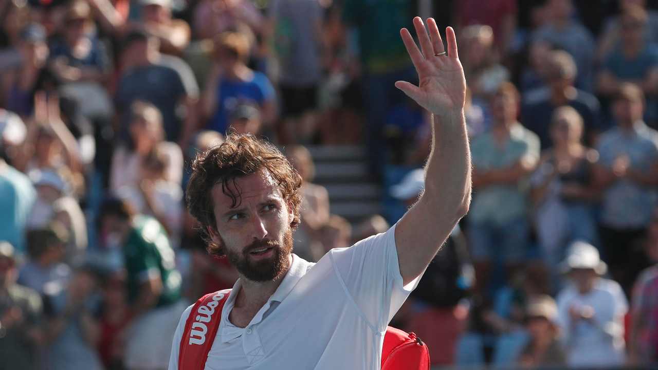 Ha sconfitto Federer e Djokovic, che fine ha fatto Ernests Gulbis: genio e sregolatezza del tennis