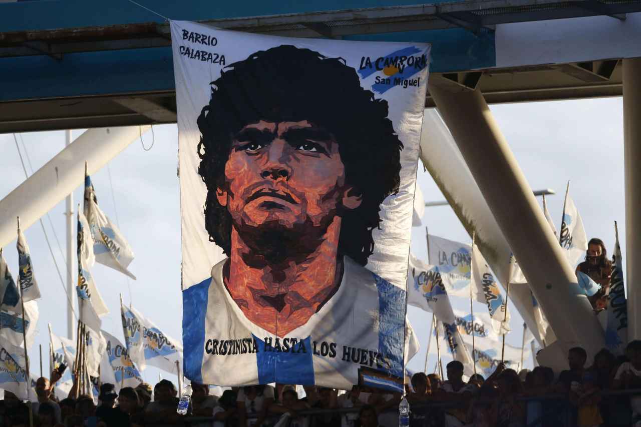 Maradona stendardo