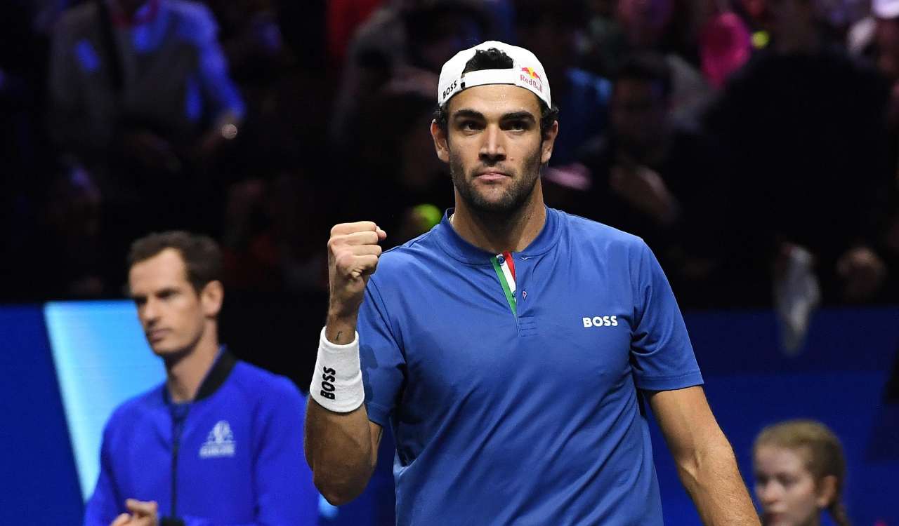 Matteo Berrettini nuoto