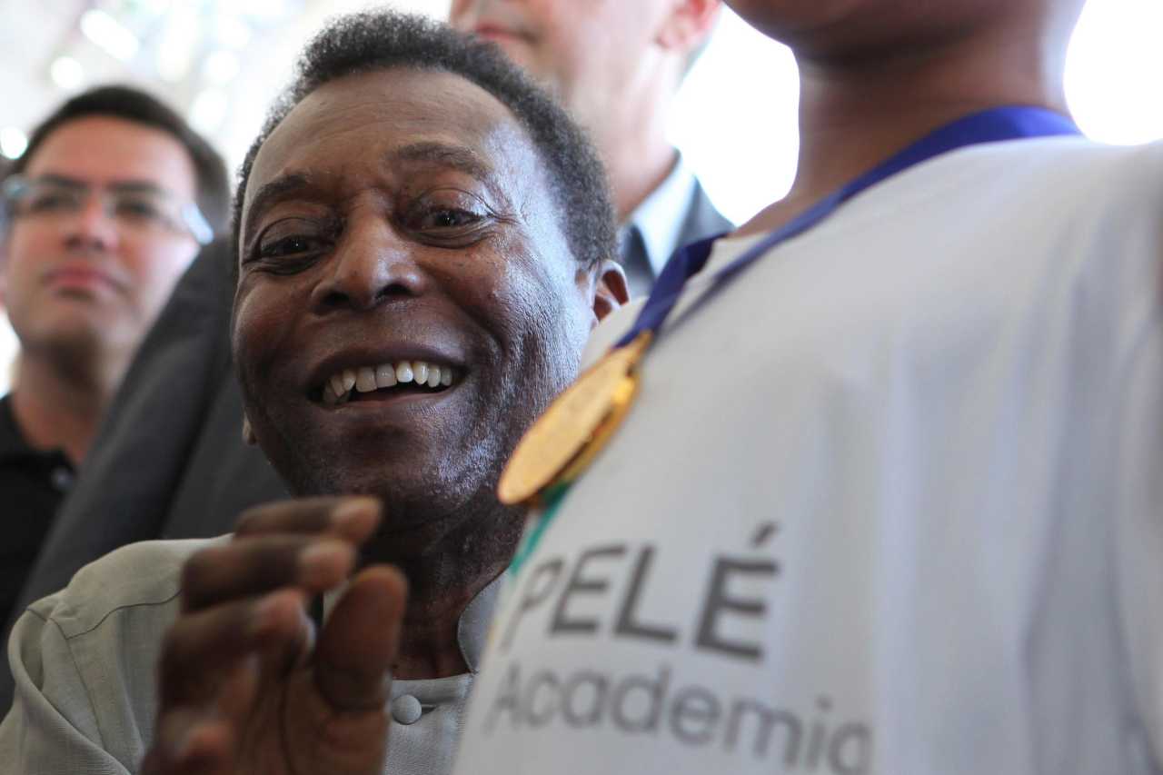 Pelé, visita di routine