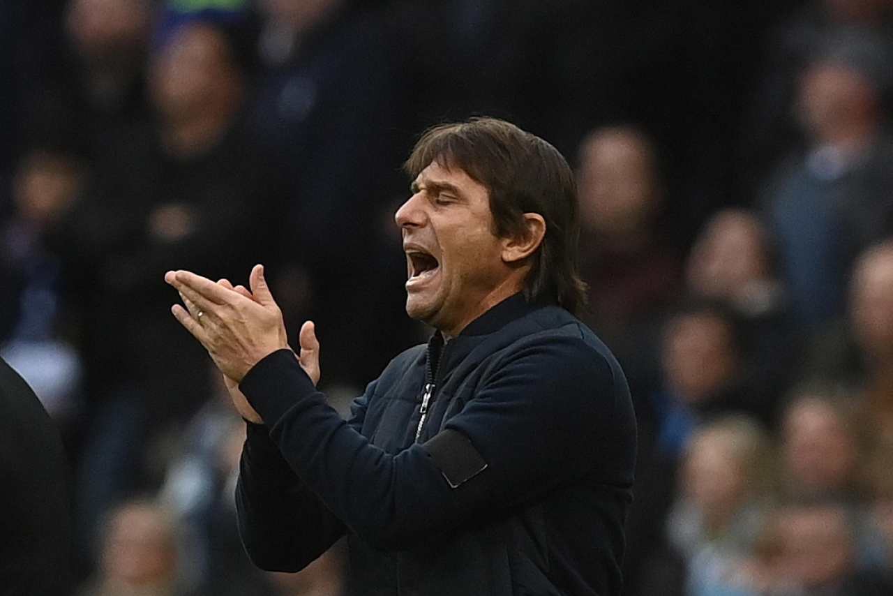 Esonero Conte Tottenham