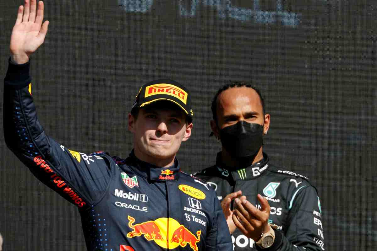 Hamilton e Verstappen