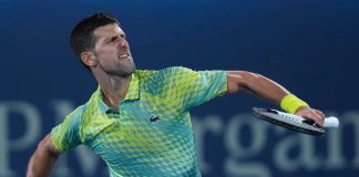 Djokovic esulta