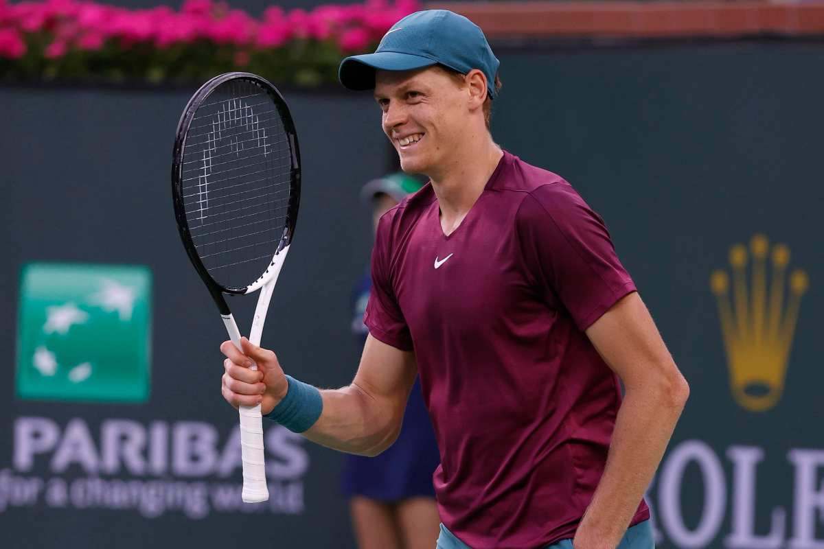 Jannik Sinner vola semifinale Indian Wells