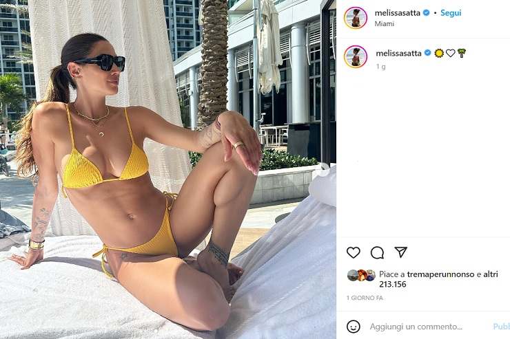 Melissa Satta, che foto in bikini a Miami