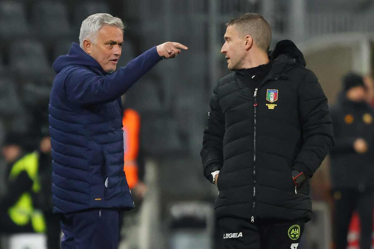 Mourinho esonero Roma