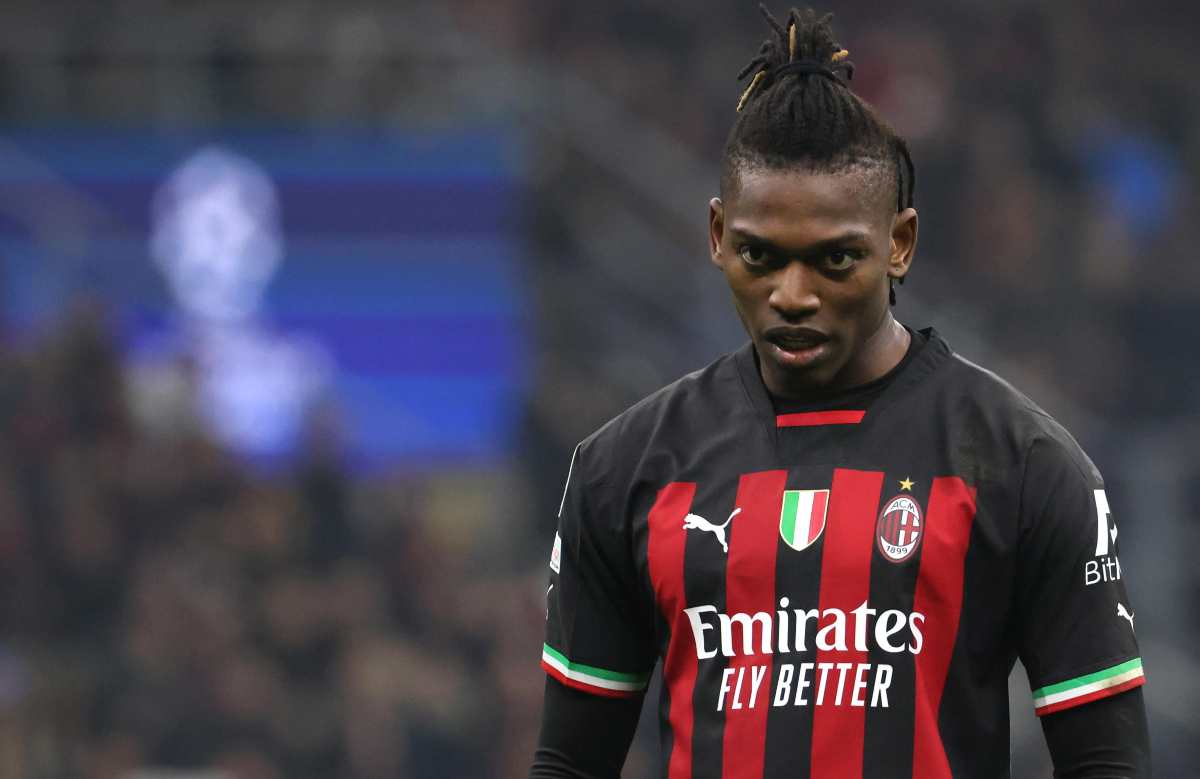 Leao resta al Milan