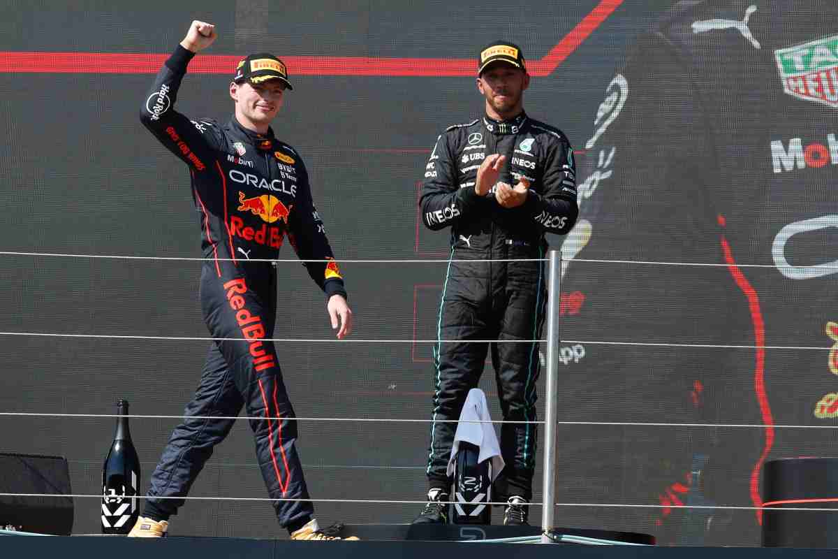 Verstappen, che brusco stop per il pilota