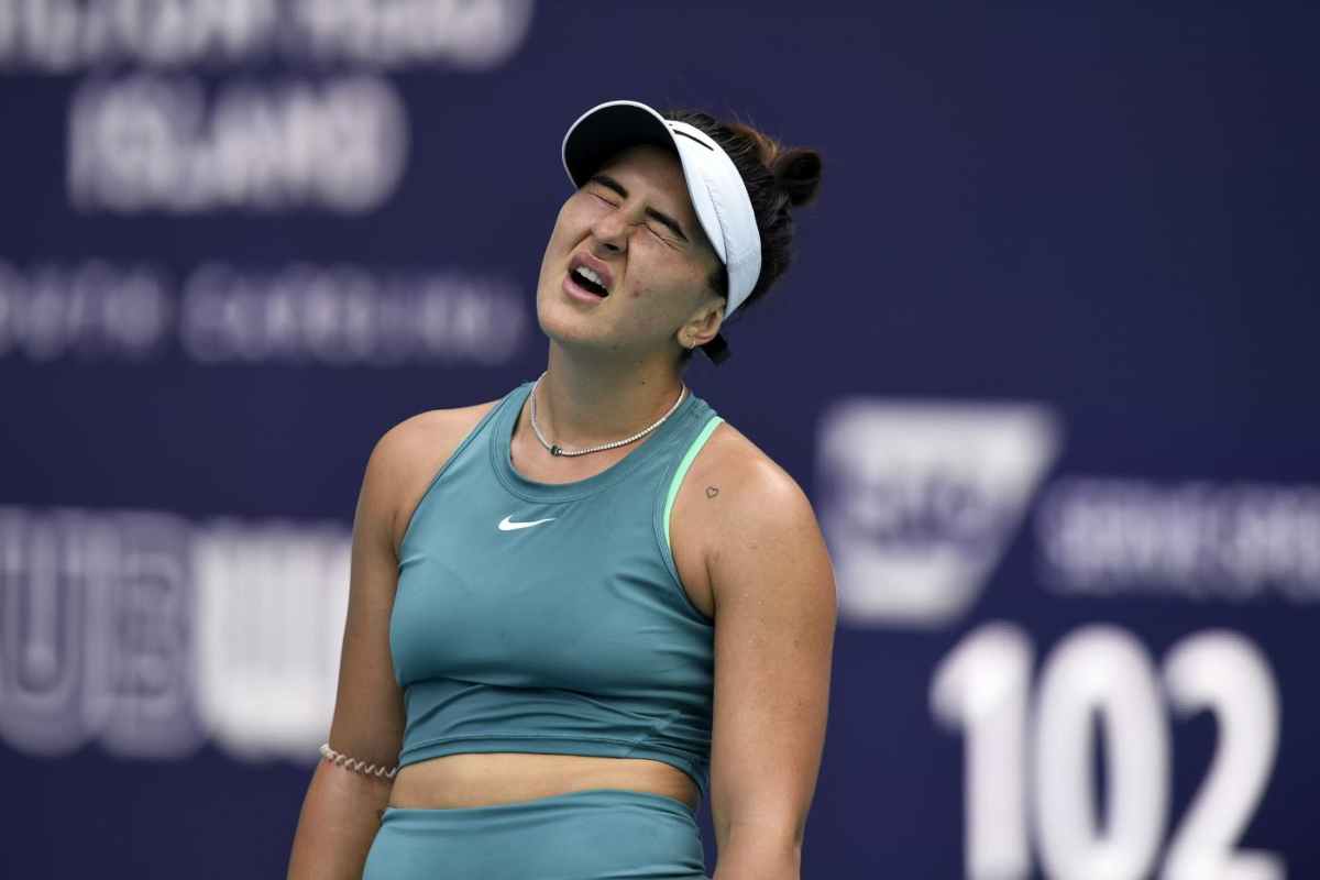 Tennis, infortunio per la Andreescu