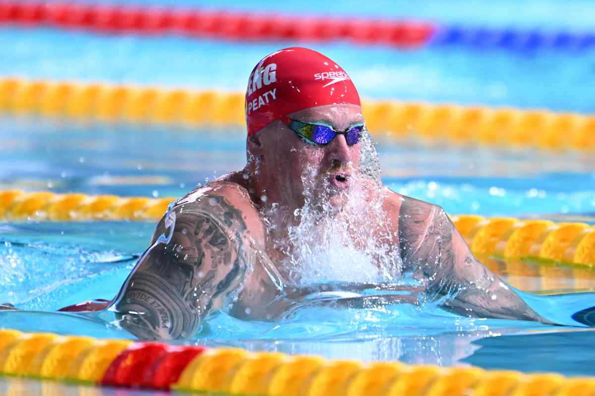 Adam Peaty, il grande nuotatore costretto a fermarsi