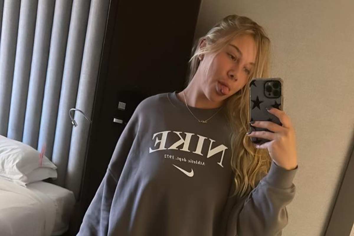 Amanda Anisimova incanta i fan, che selfie