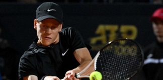 Jannik Sinner, la prima volta a Padel