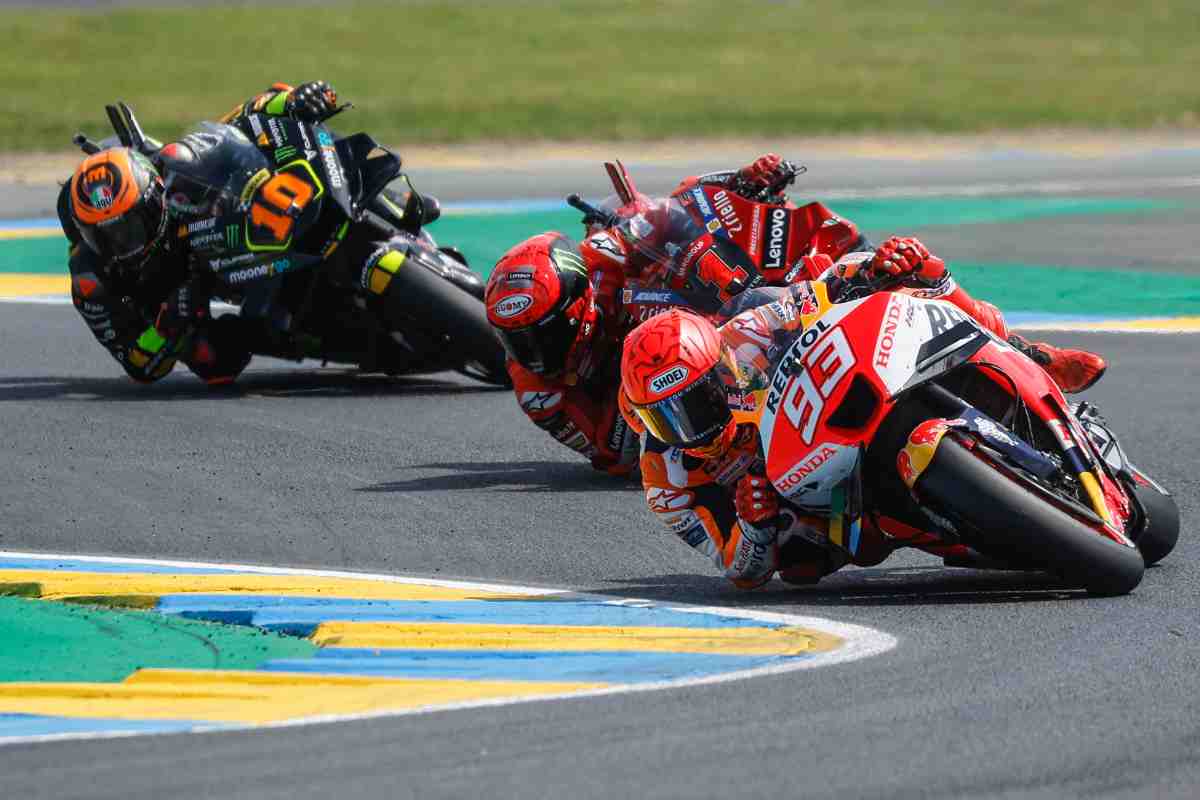 Marc Marquez, sorpasso incriminato a Bagnaia