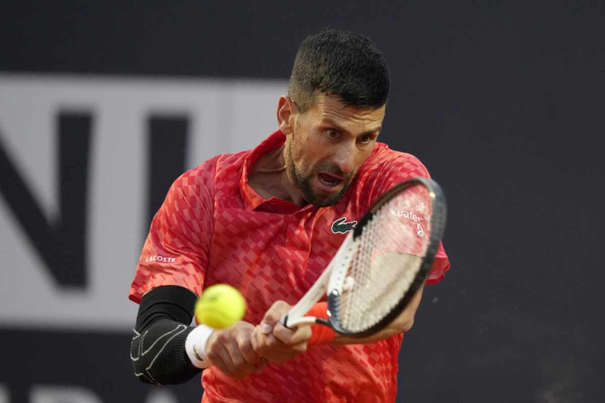 Novak Djokovic, gomito fasciato anche a Roma