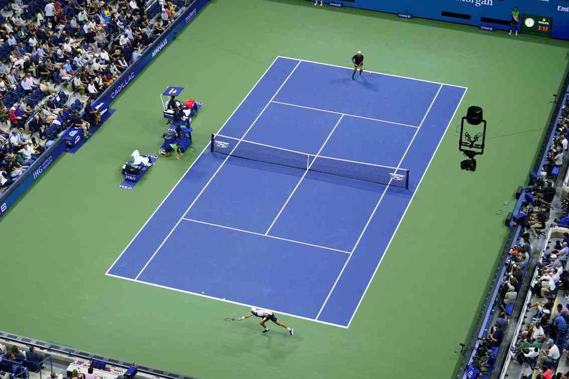 Tennis, la rapina gli è costata una ferita