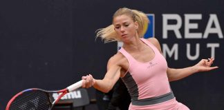 Camila Giorgi altro selfie pazzesco