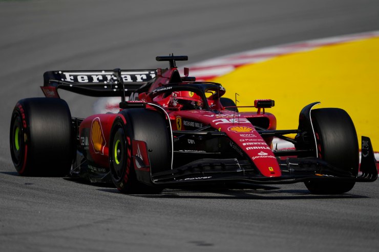 Leclerc futuro in bilico alla Ferrari