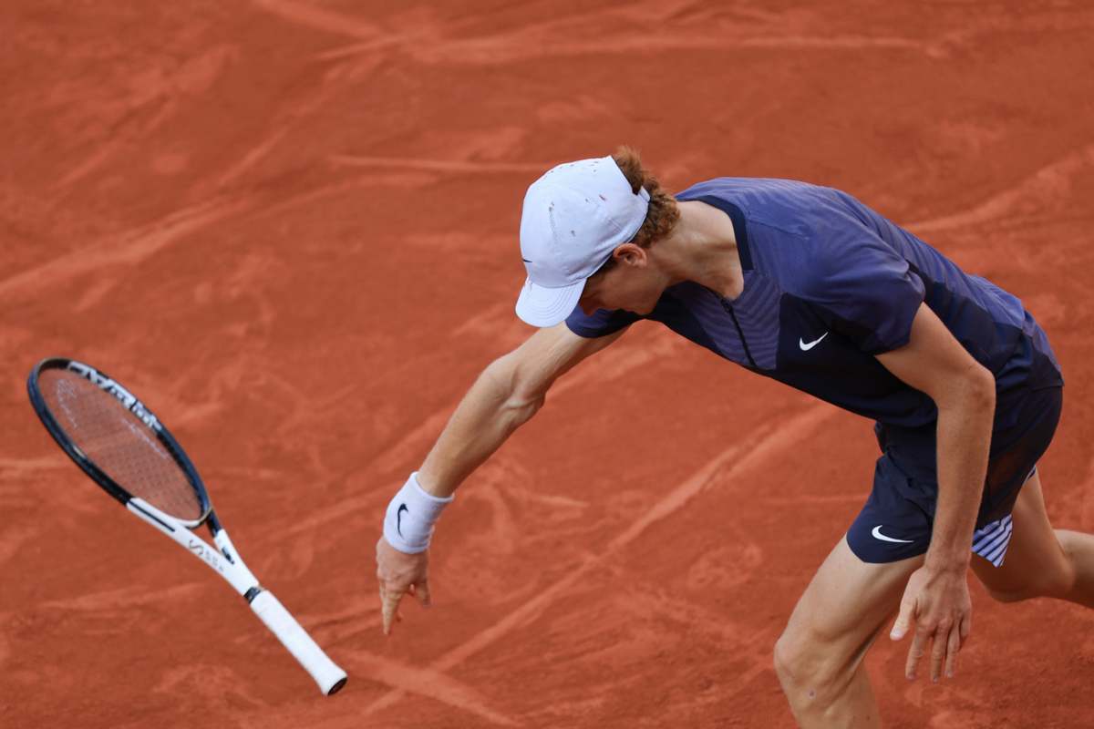 Jannik Sinner tra gli eliminati del Roland Garros