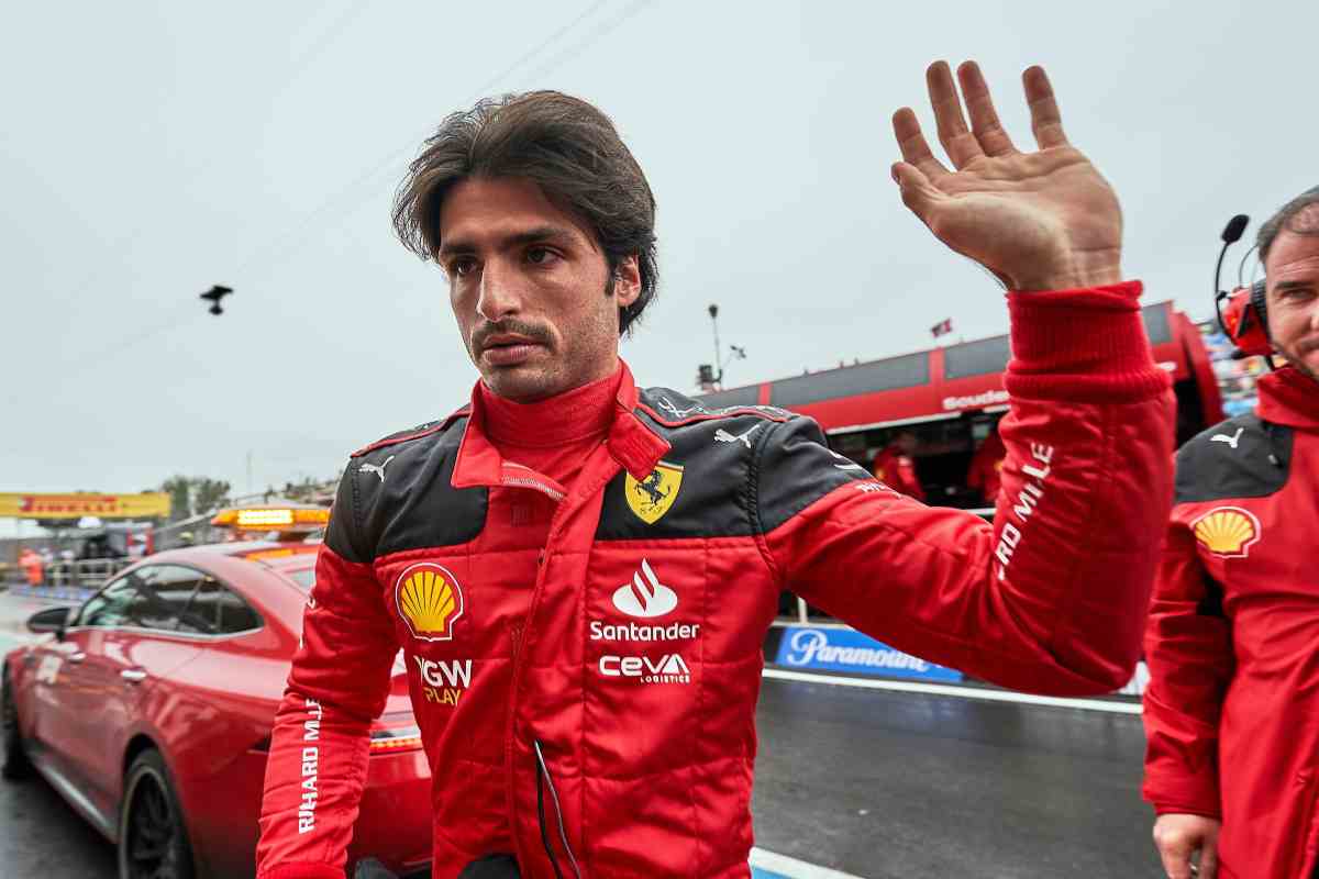 Carlos Sainz addio Ferrari annuncio