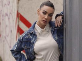 Melita Toniolo scollatura foto