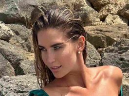 Susanna Giovanardi foto scollatura esagerata