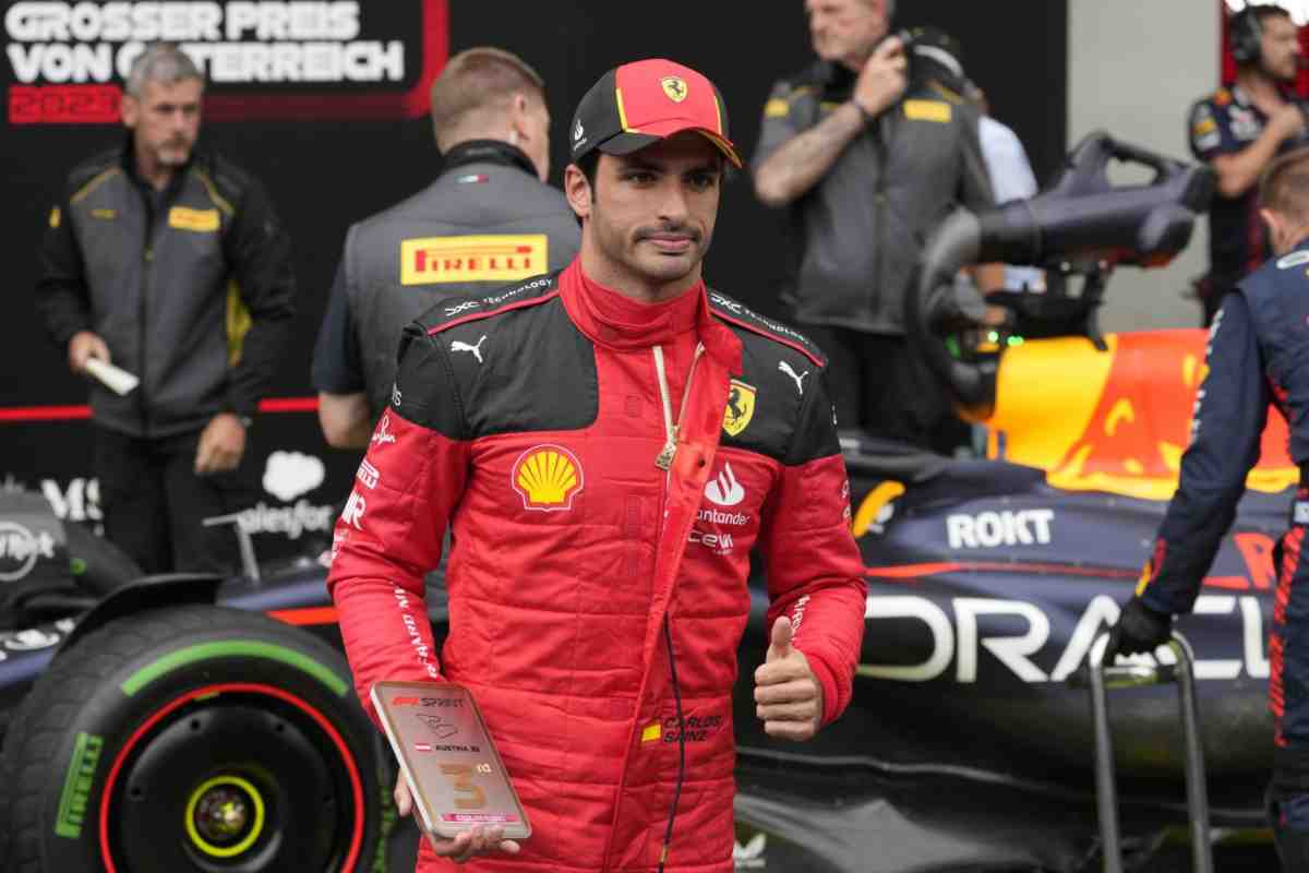 Carlos Sainz contro direzione gara Formula 1