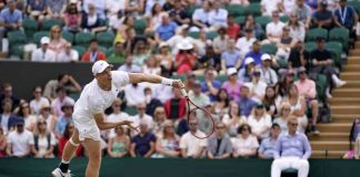 Denis Shapovalov infortunio Wimbledon