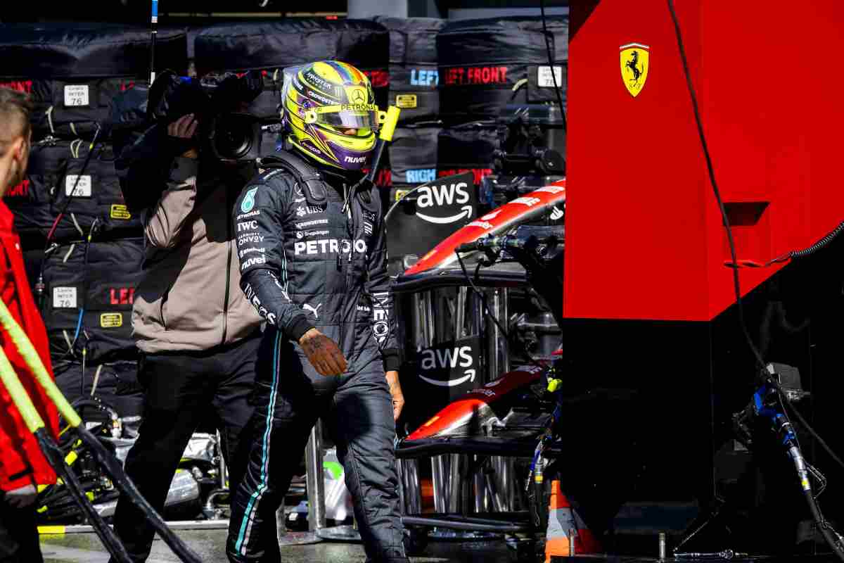 Lewis Hamilton addio Ferrari