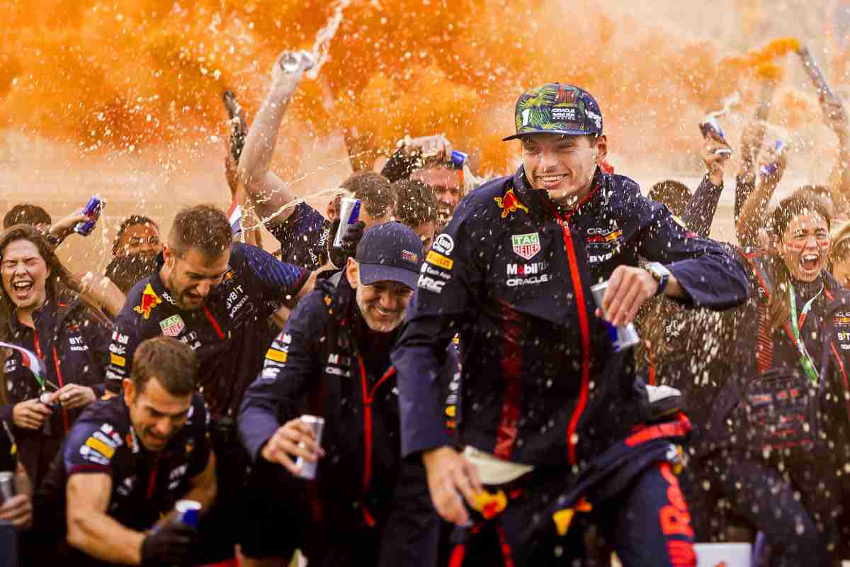 Verstappen domina con la Red Bull