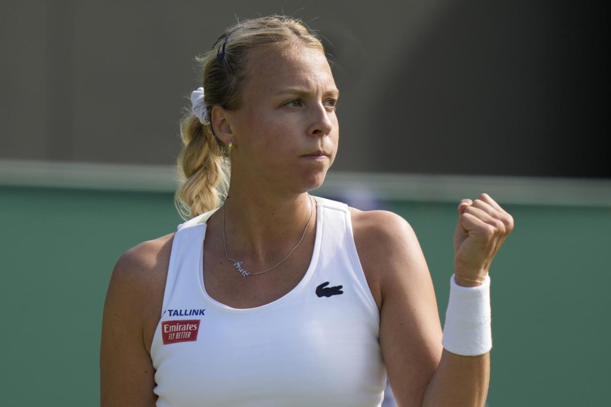 Anett Kontaveit foto bikini