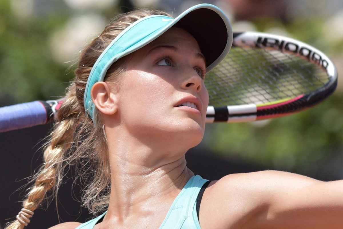 Eugenie Bouchard foto red carpet Guadalajara