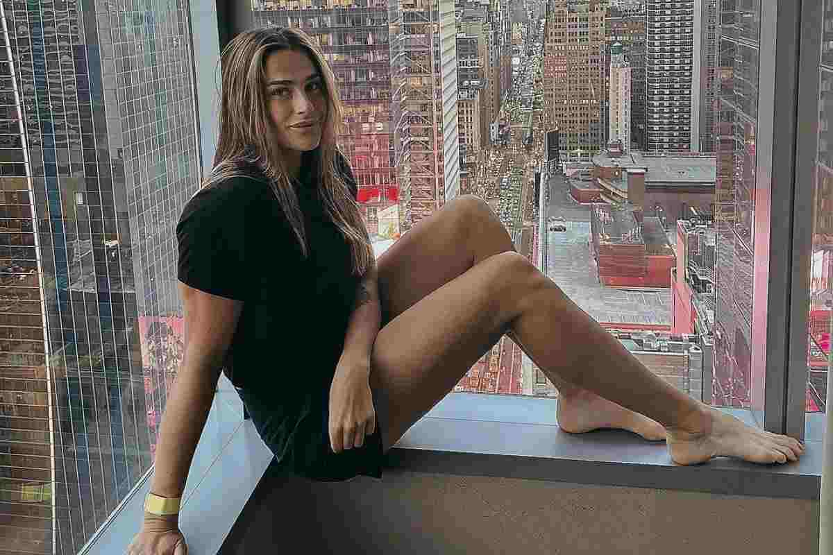 Sabalenka foto gambe primo piano