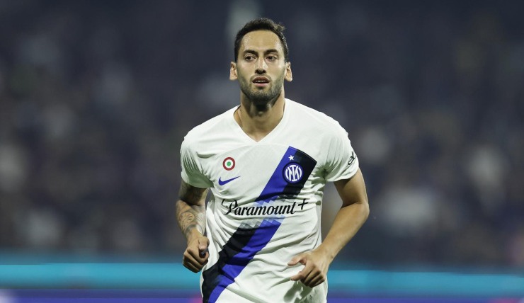 Calhanoglu rifiutata offerta Arabia Saudita