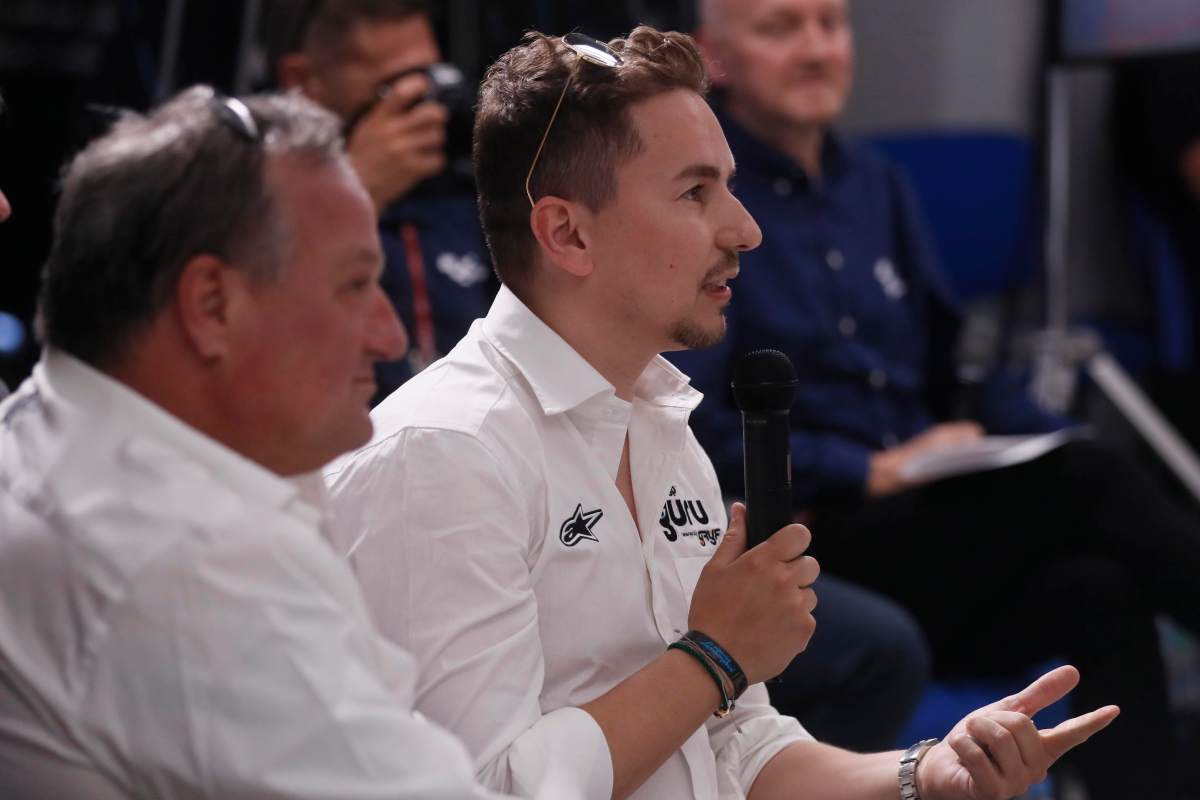 Jorge Lorenzo critica Bagnaia