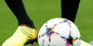 Mazraoui fuori squadra addio Bayern calciomercato