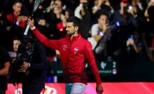 Djokovic in difficoltà