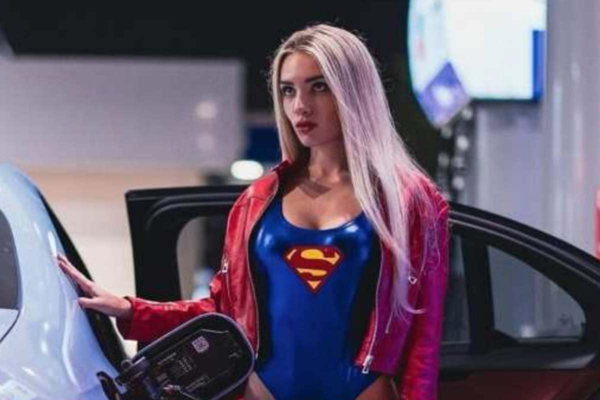 Angelina Dimova Supergirl Halloween